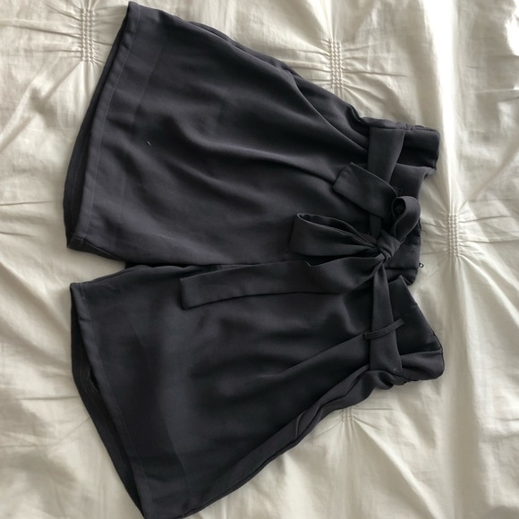 grey tie front paper bag shorts - Picture 2 of 3